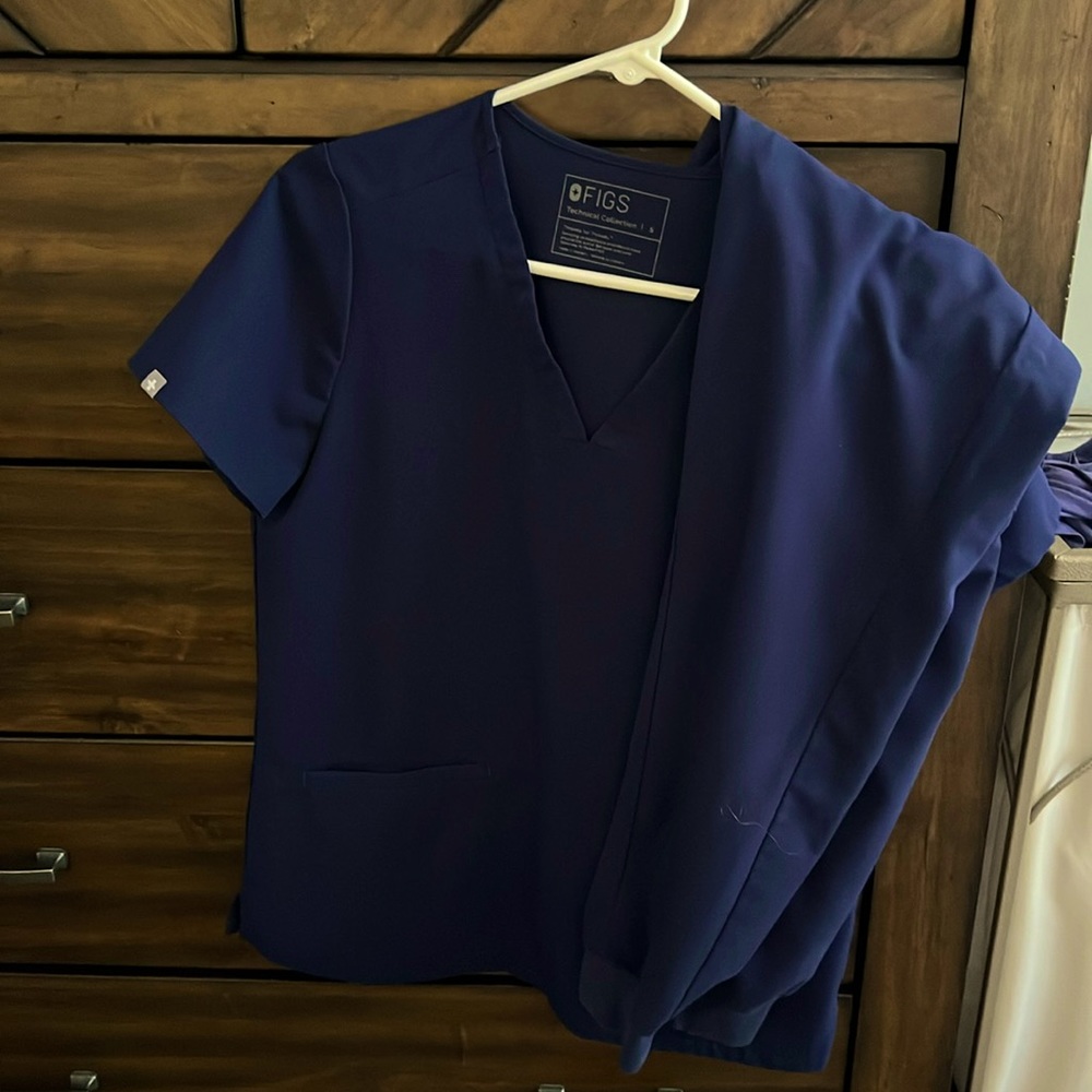 Fig scrubs. Navy blue. jogger pants.